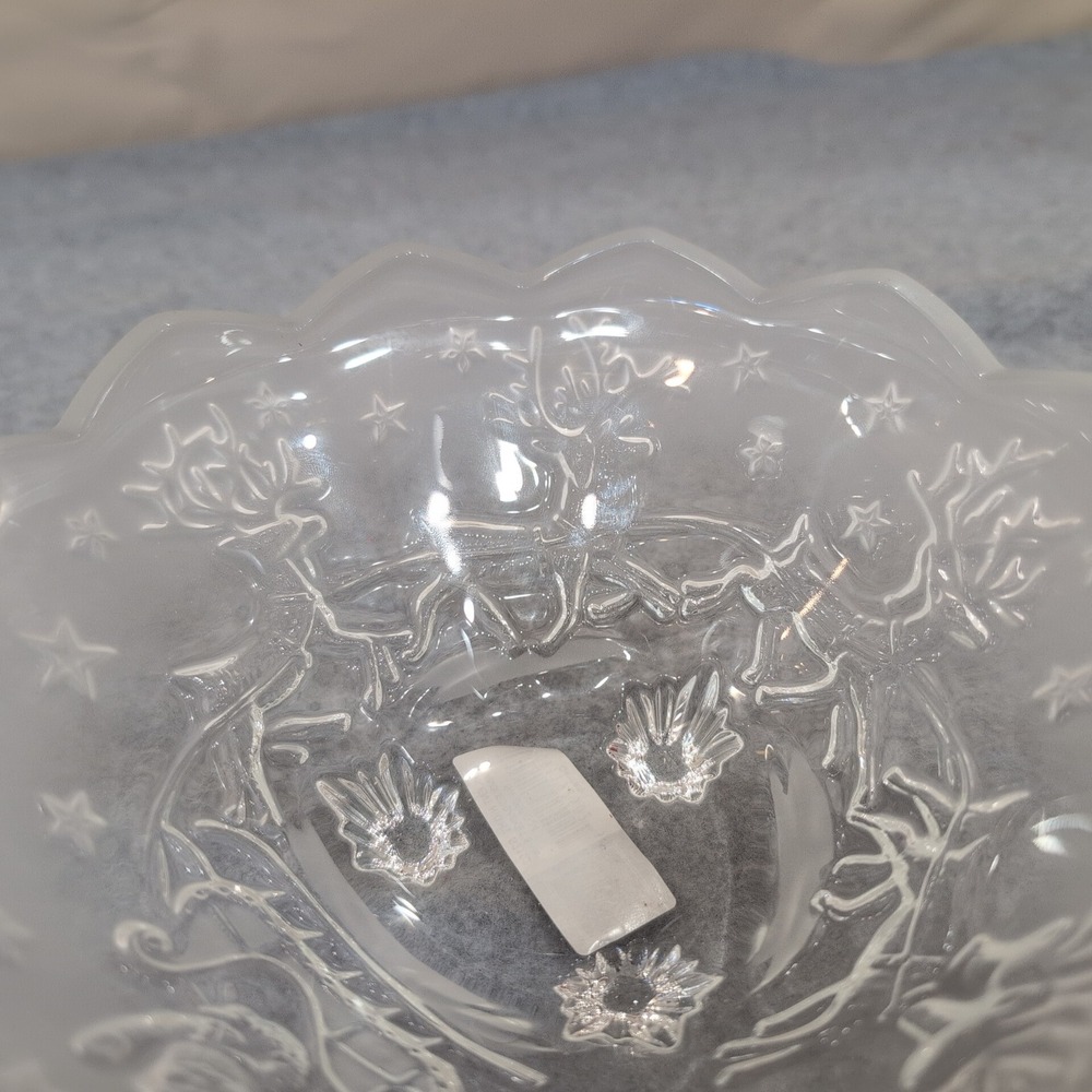 Mikasa Silent Night Handled Basket Clear Frosted Glass Christmas Santa Reindeer - Picture 5 of 6